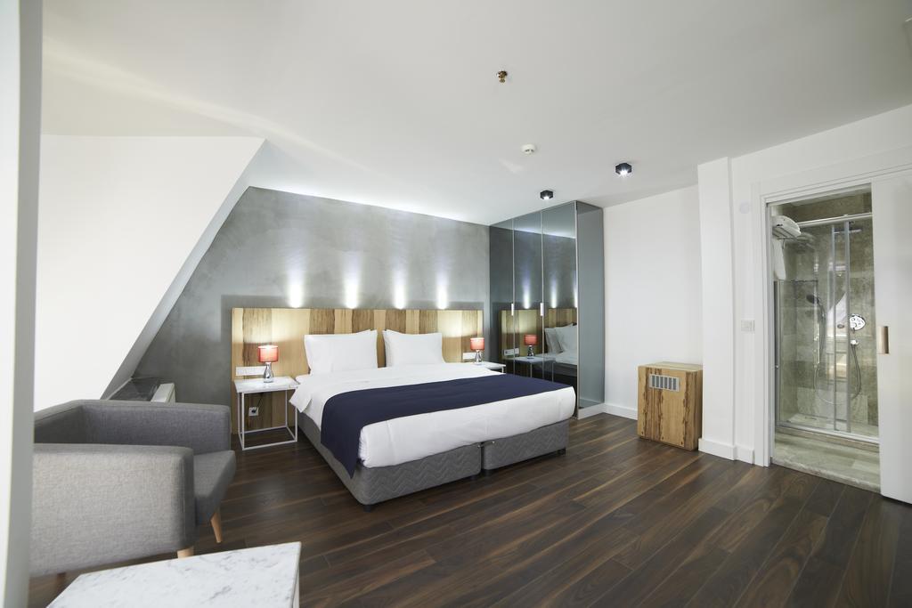 En Otel Karaca Εσκίσεχιρ Εξωτερικό φωτογραφία