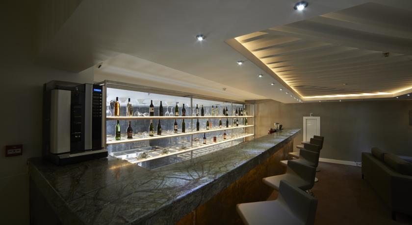 En Otel Karaca Εσκίσεχιρ Εξωτερικό φωτογραφία