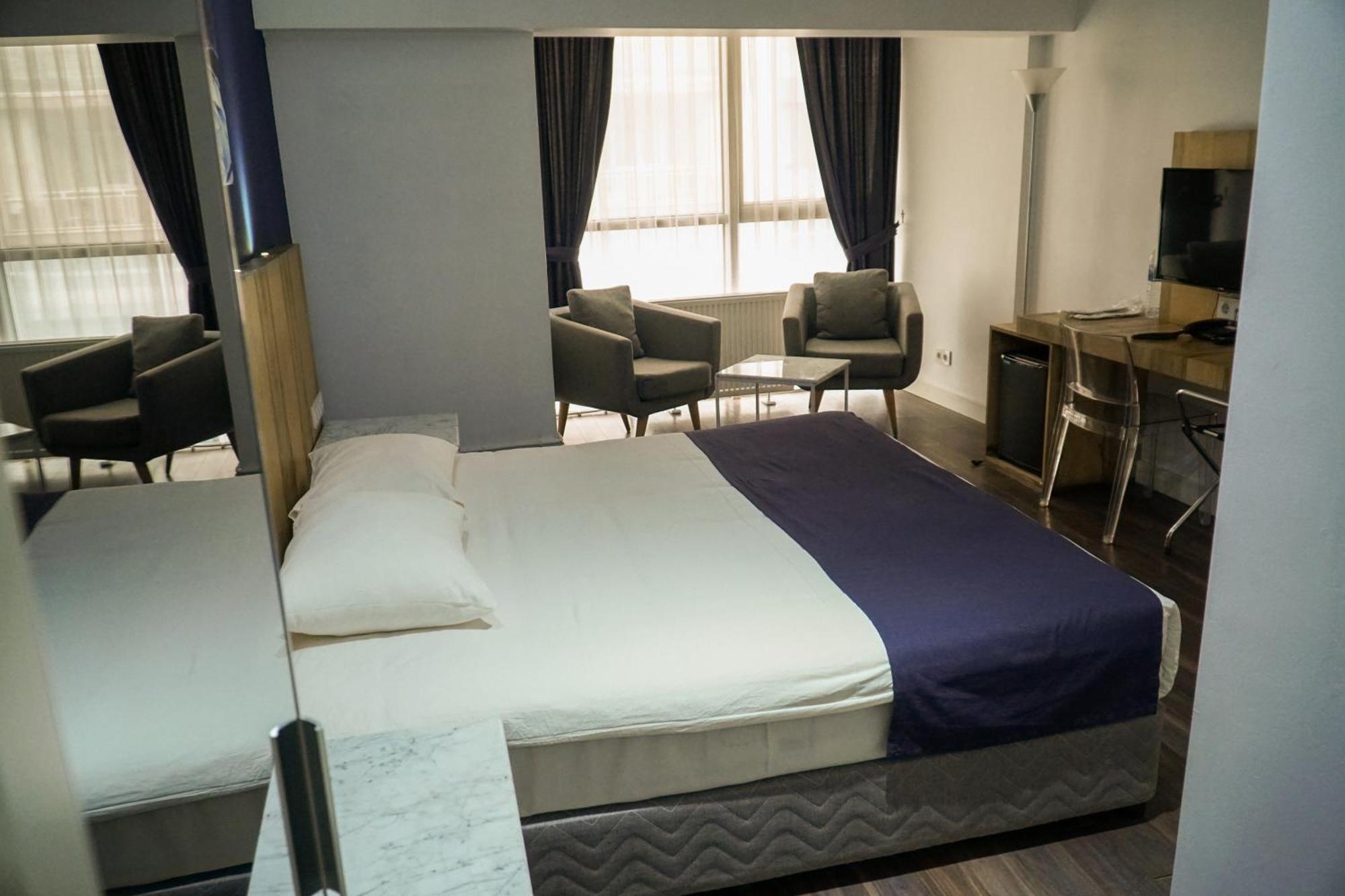 En Otel Karaca Εσκίσεχιρ Εξωτερικό φωτογραφία