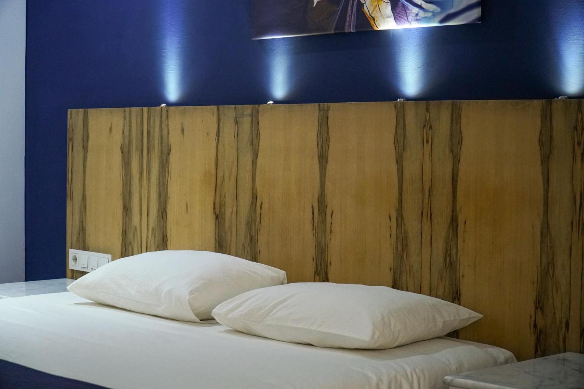 En Otel Karaca Εσκίσεχιρ Εξωτερικό φωτογραφία