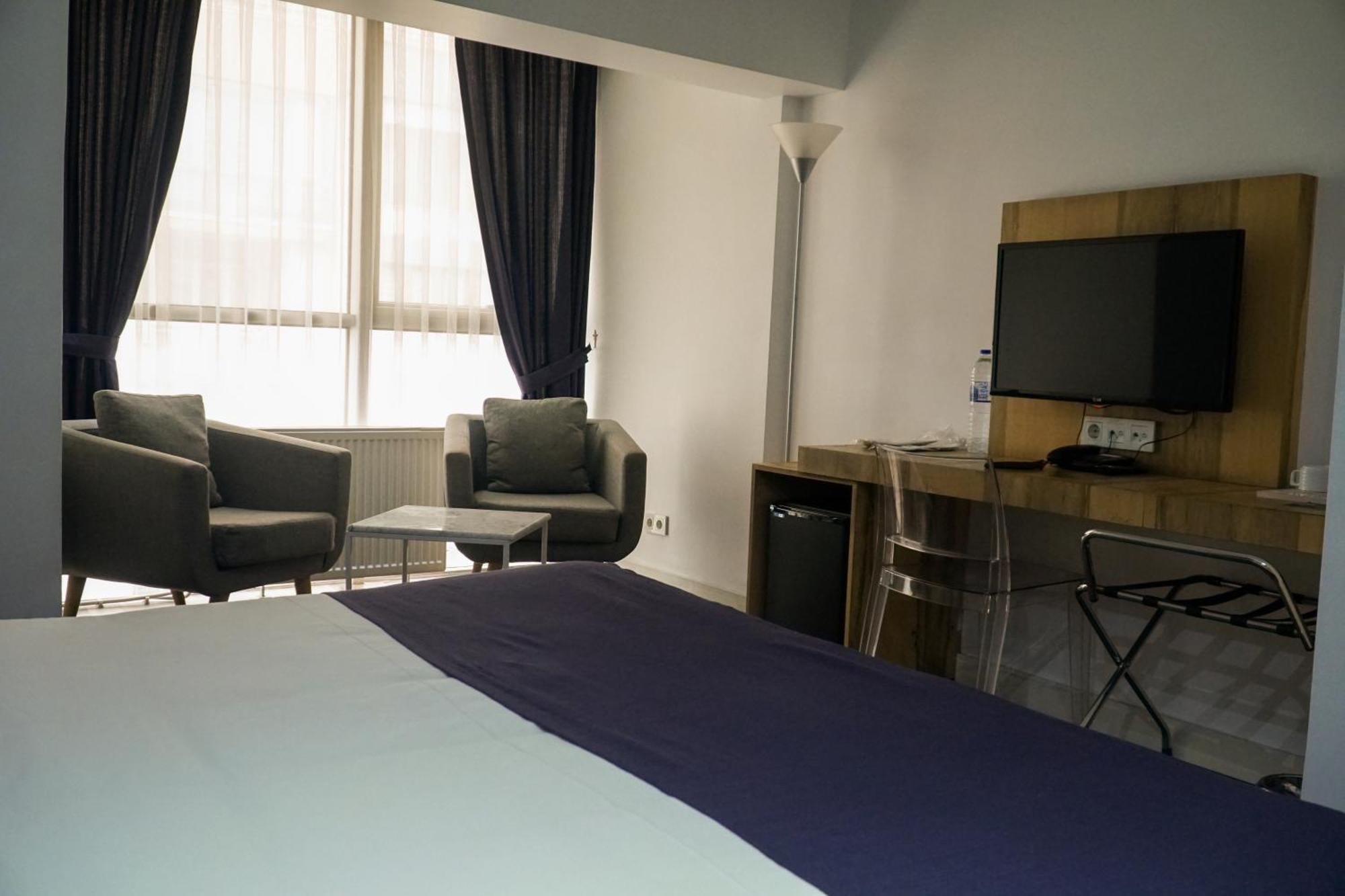 En Otel Karaca Εσκίσεχιρ Εξωτερικό φωτογραφία