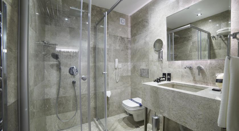 En Otel Karaca Εσκίσεχιρ Εξωτερικό φωτογραφία