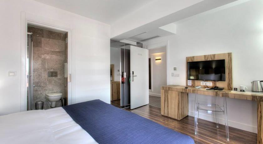 En Otel Karaca Εσκίσεχιρ Εξωτερικό φωτογραφία